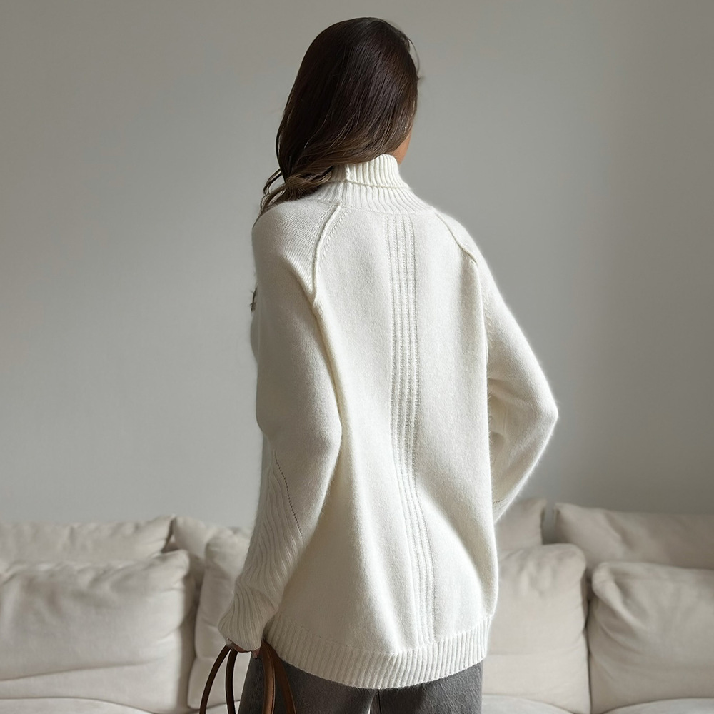 Autumn And Winter White Knitted Sweater Loose Casual Knitted For Women - Image 4