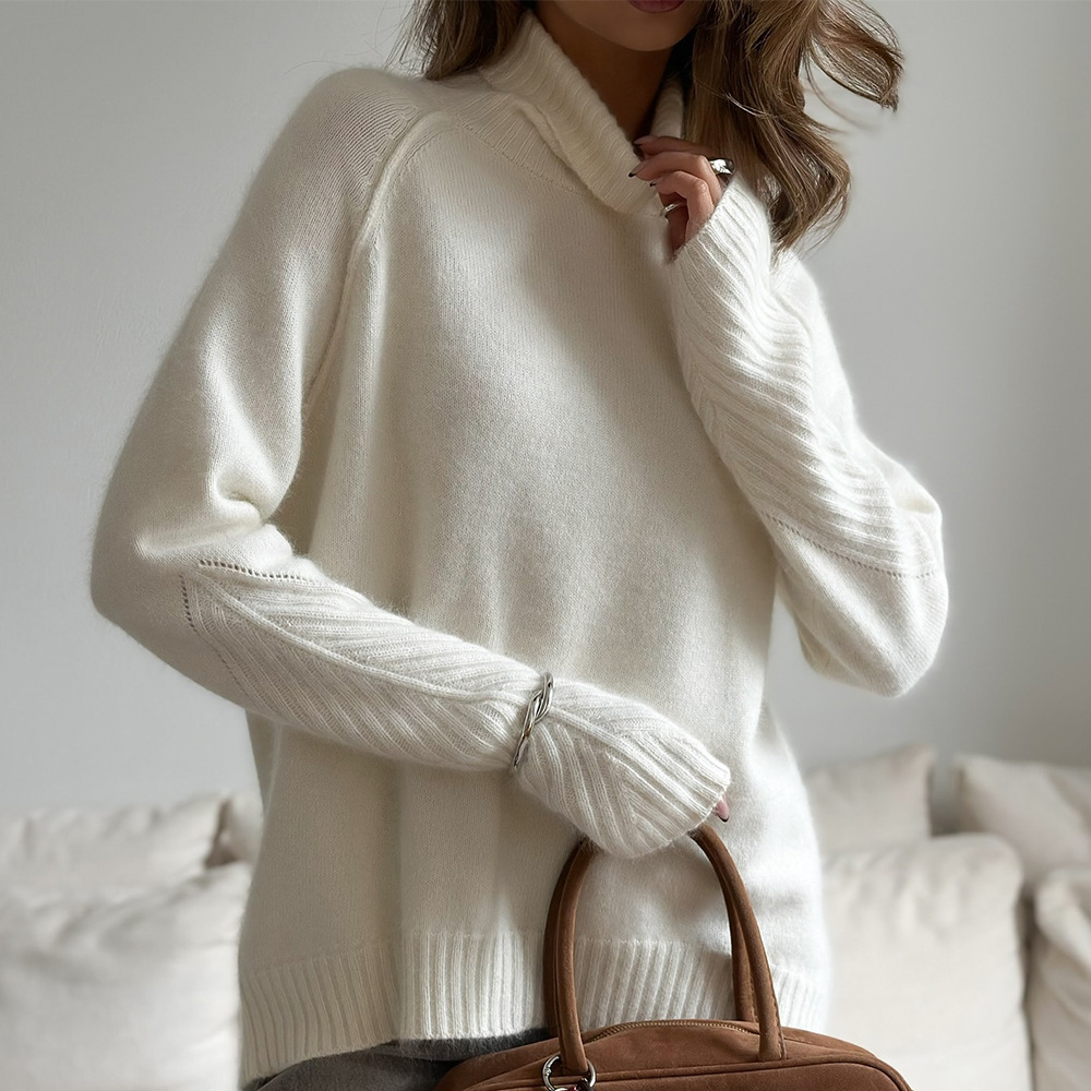 Autumn And Winter White Knitted Sweater Loose Casual Knitted For Women - Image 2